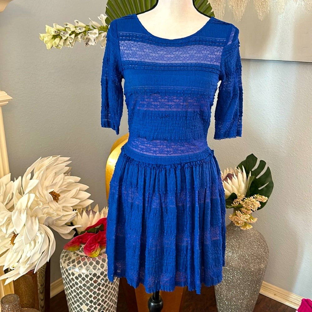 BCBG MAXAZRIA S